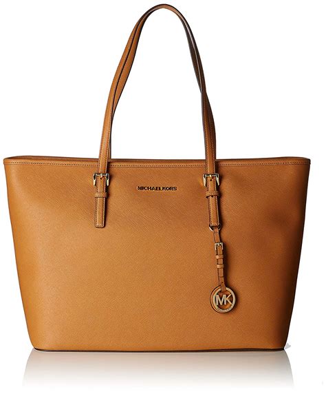 michael kors sac voyage|michael kors voyager saffiano.